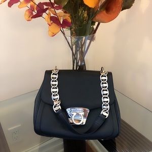 Salvatore Ferragamo / Leather shoulder bag